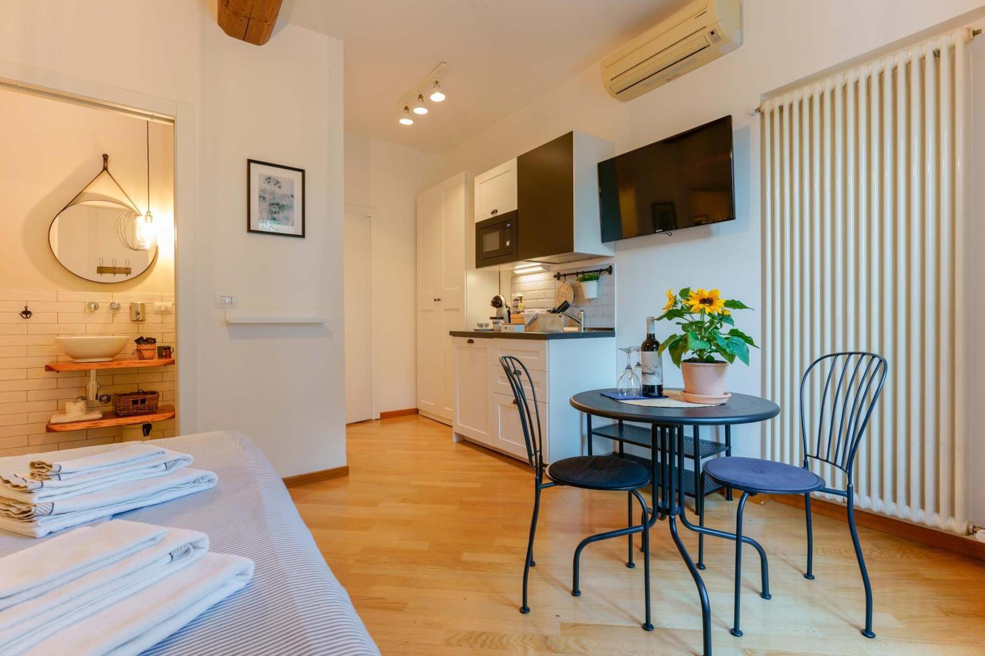 B&B Il Viaggio Μπολόνια Εξωτερικό φωτογραφία